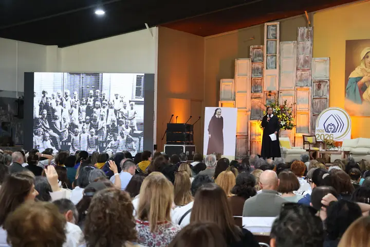 Una familia en misión · Jubileo 1926–2026